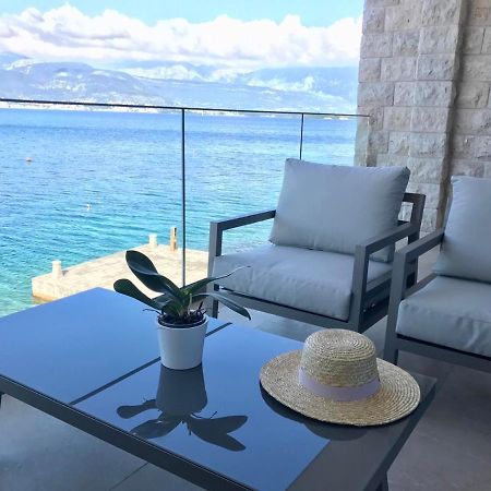 Lux Apartments Krasići Dış mekan fotoğraf