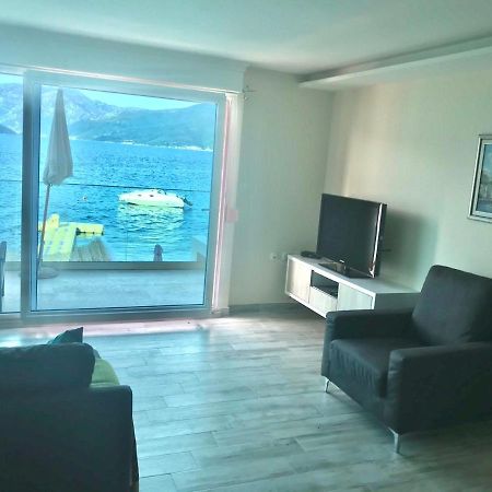Lux Apartments Krasići Dış mekan fotoğraf