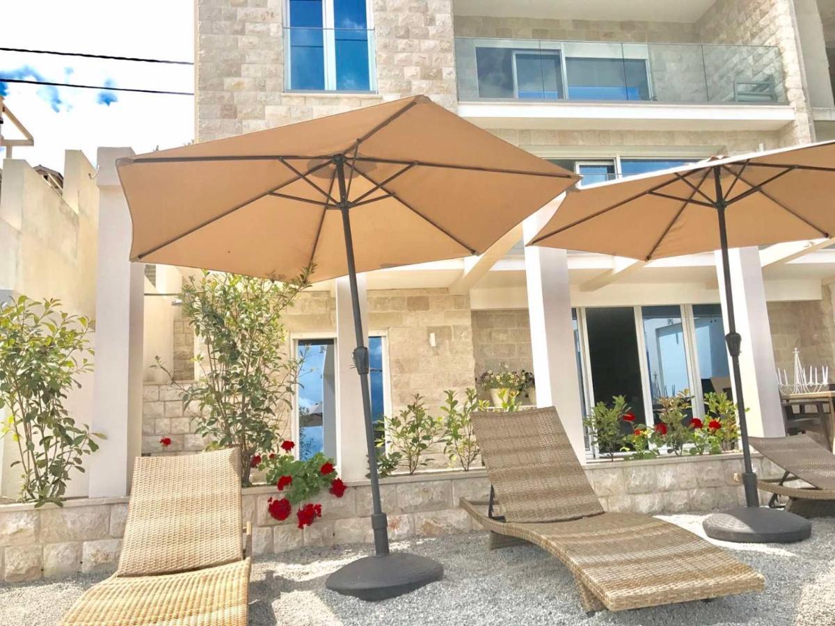 Lux Apartments Krasići Dış mekan fotoğraf