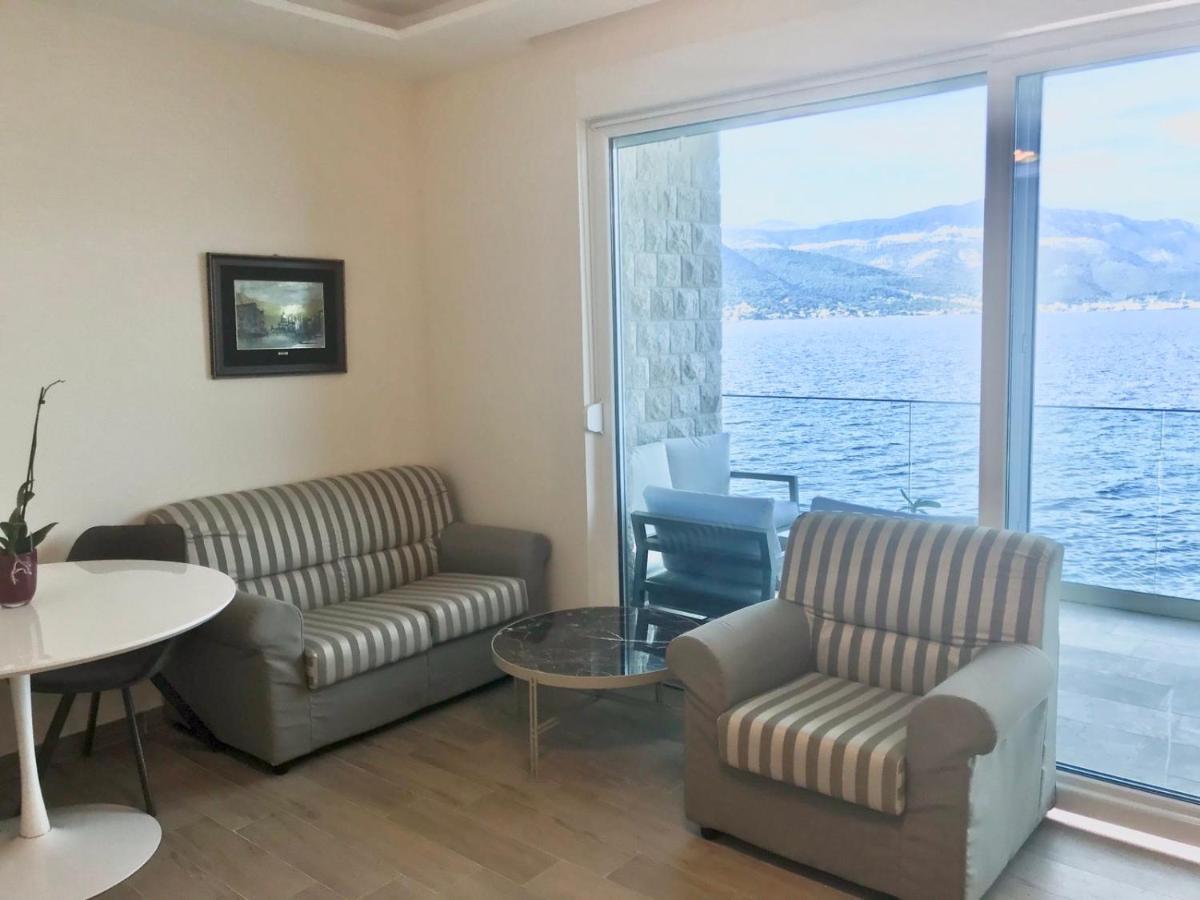 Lux Apartments Krasići Dış mekan fotoğraf