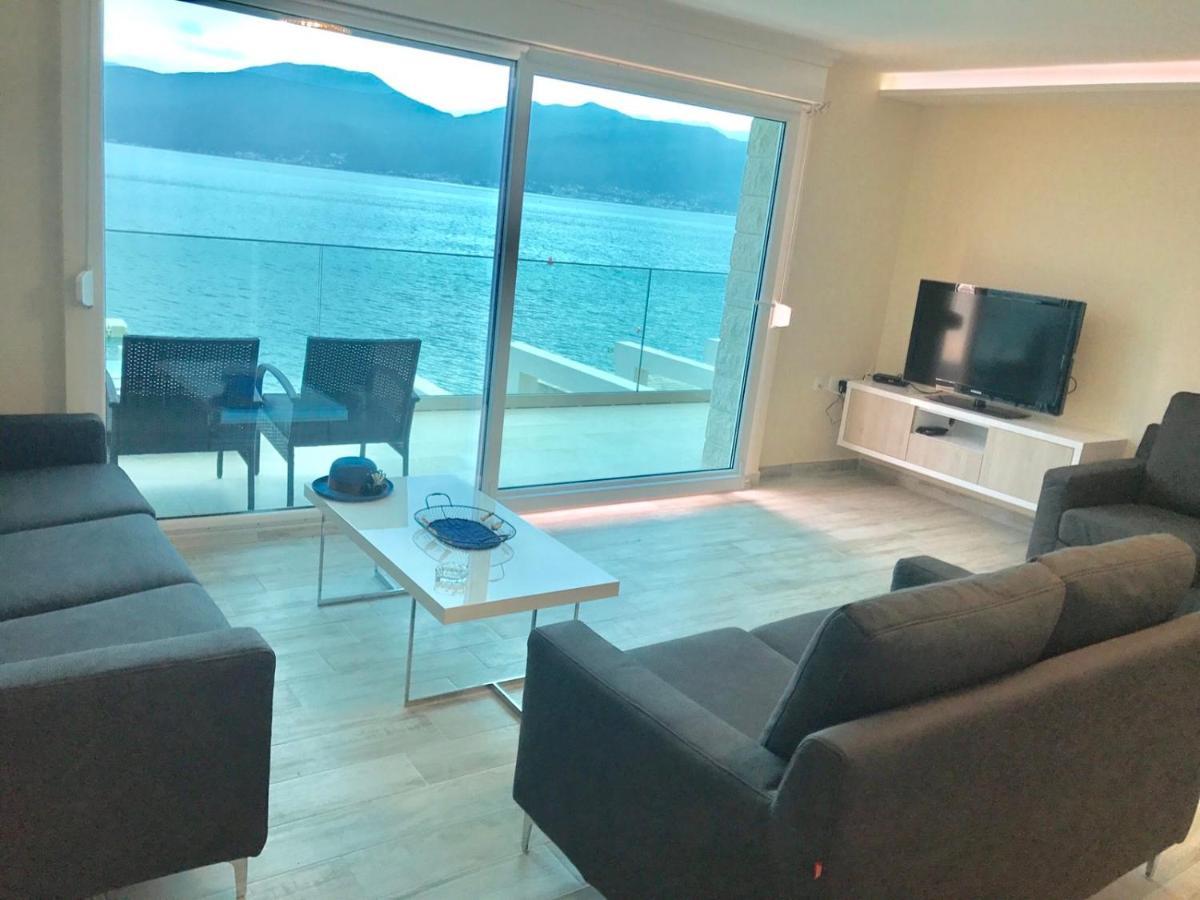 Lux Apartments Krasići Dış mekan fotoğraf